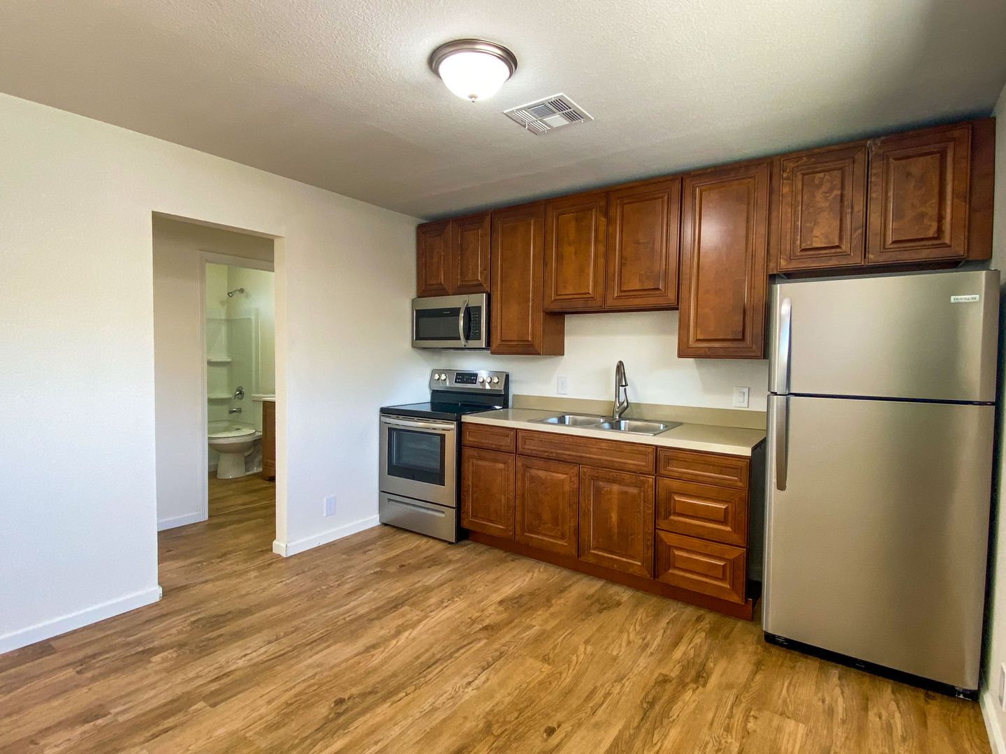 Henderson Apartment: 75 E Atlantic Ave