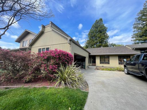 4 Bedroom 2 Bathroom in Northgate, Walnut Creek!! – photo 1