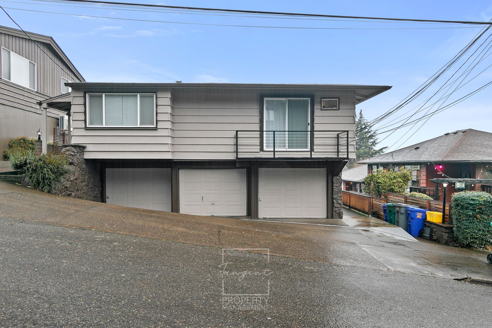 Portland Apartment: 2765-A NW Quimby Street