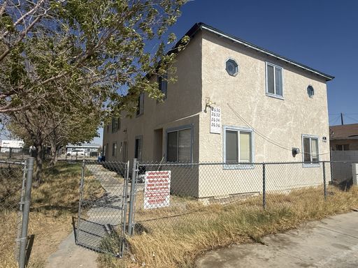 Rosamond 1 Bedroom + 1 Bathroom Available!!