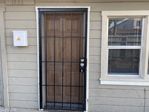 Charming 2 Bedroom, 1 Bathroom Unit in Vallejo! – photo 1