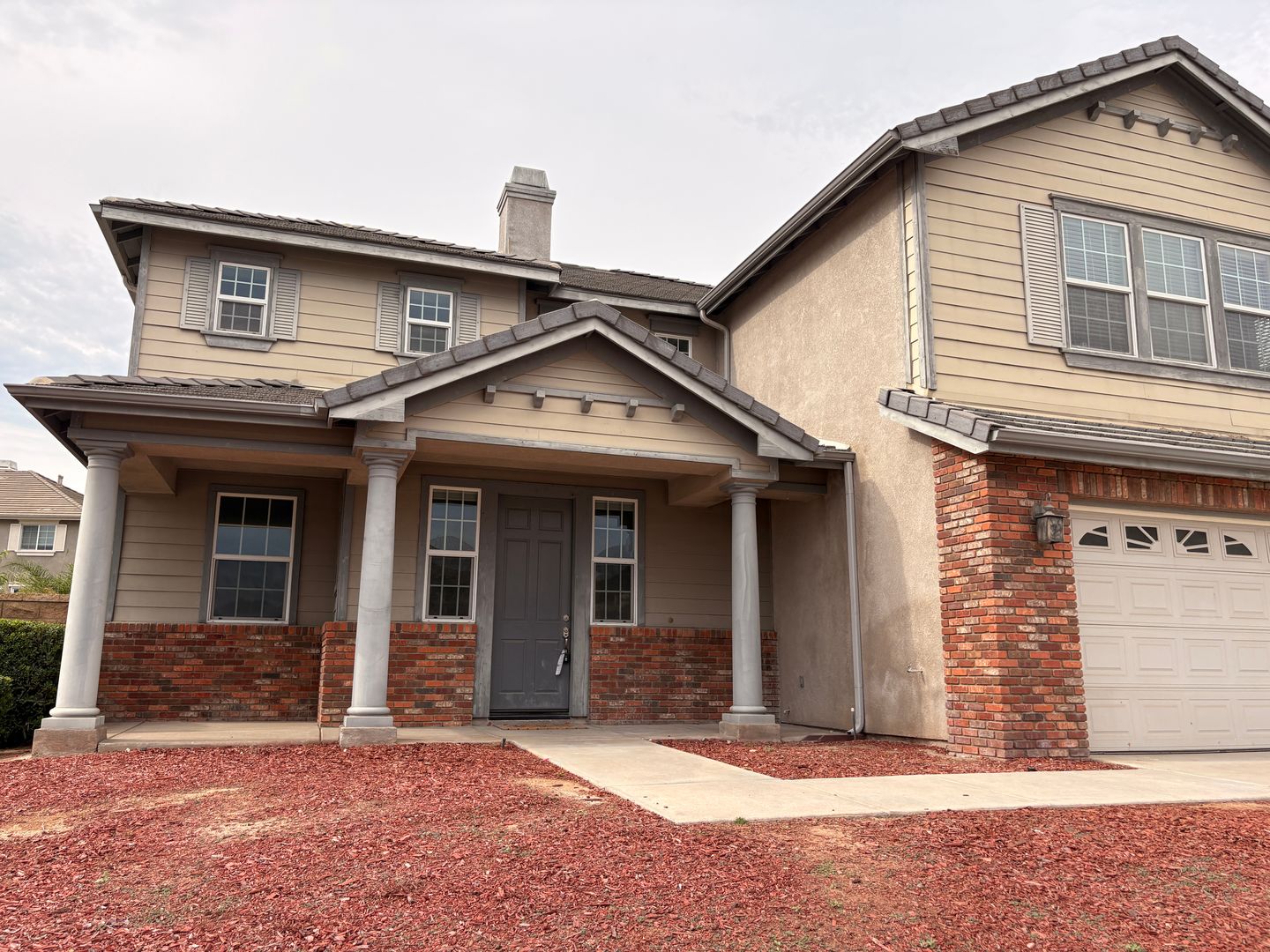 Corona House: 2413 Simon Cir