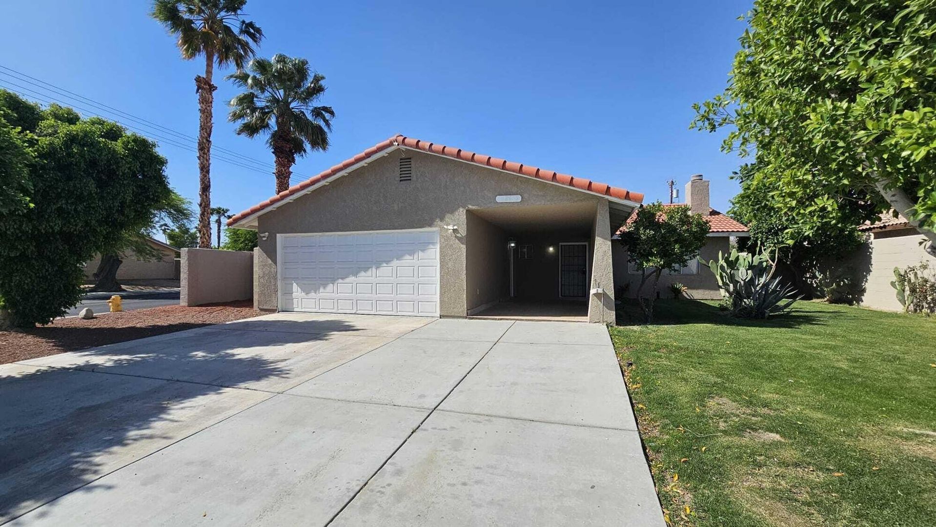 Cathedral City House: 68520 Hermosillo Rd