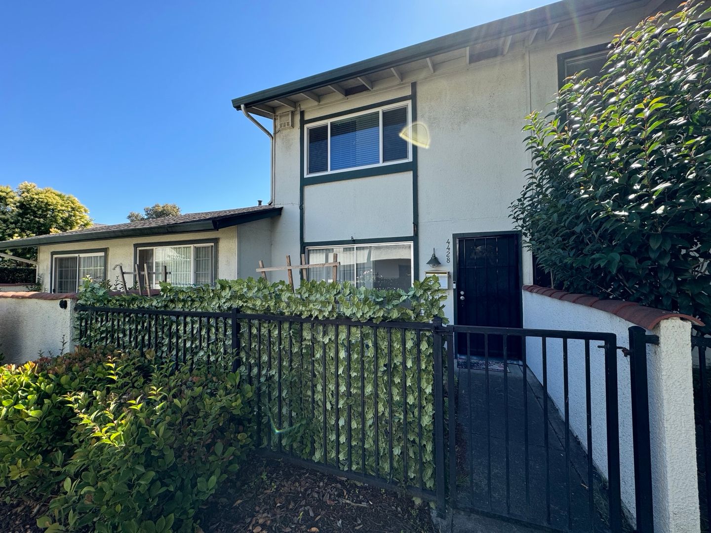 Union City Townhome: 4428 Viejo Way