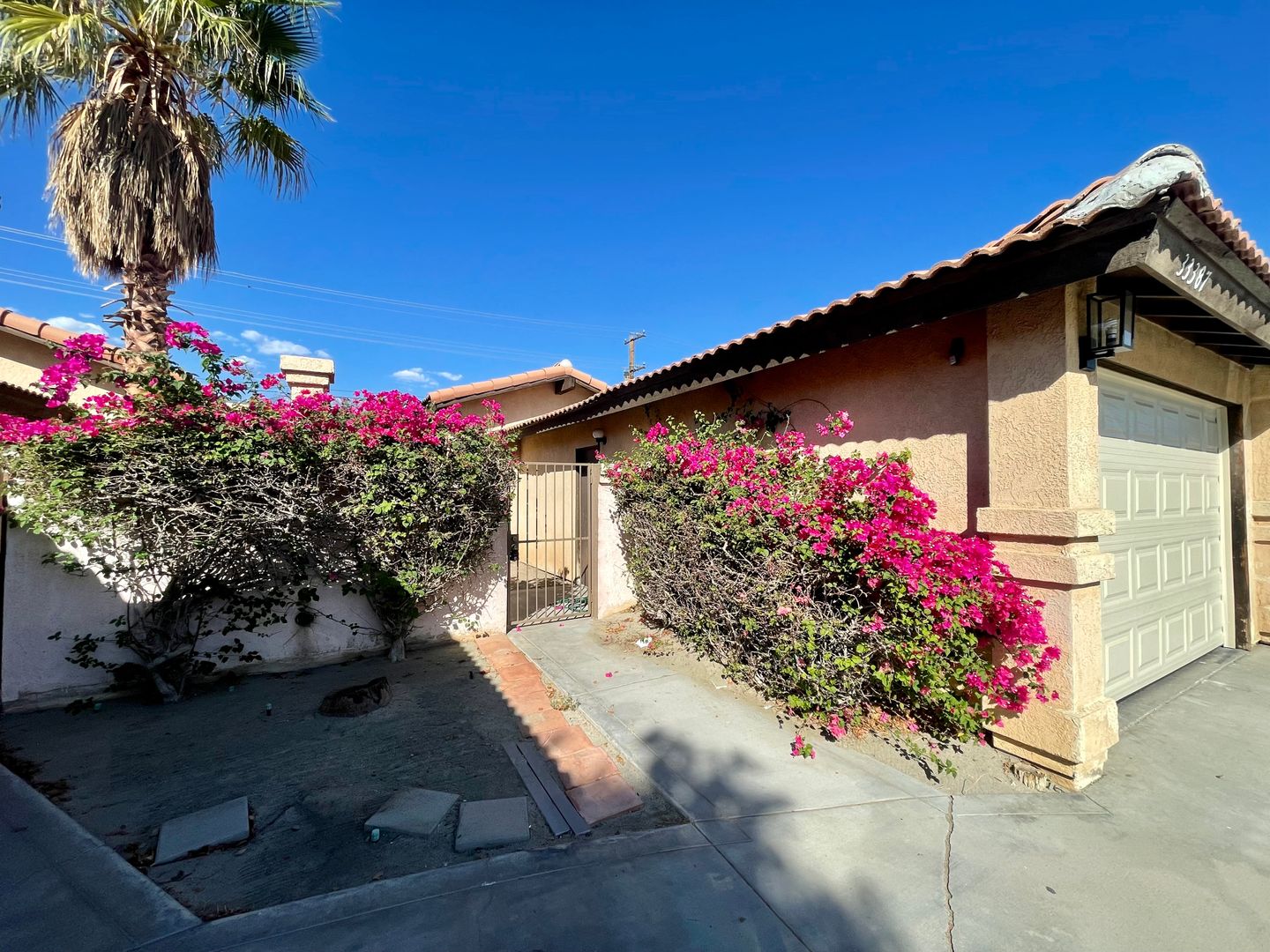Cathedral City Apartment: 33387 Shifting Sands Trail