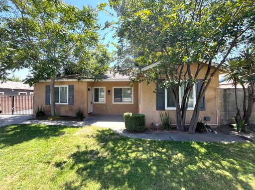 Rare Find! 3BD/2BA Home with Separate 1BD/1BA ADU on One Lot located in San Bernardino! – photo 1