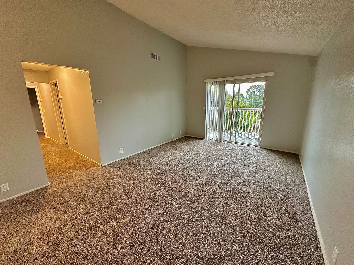 Fairfield Apartment: 2800 Dover Ave