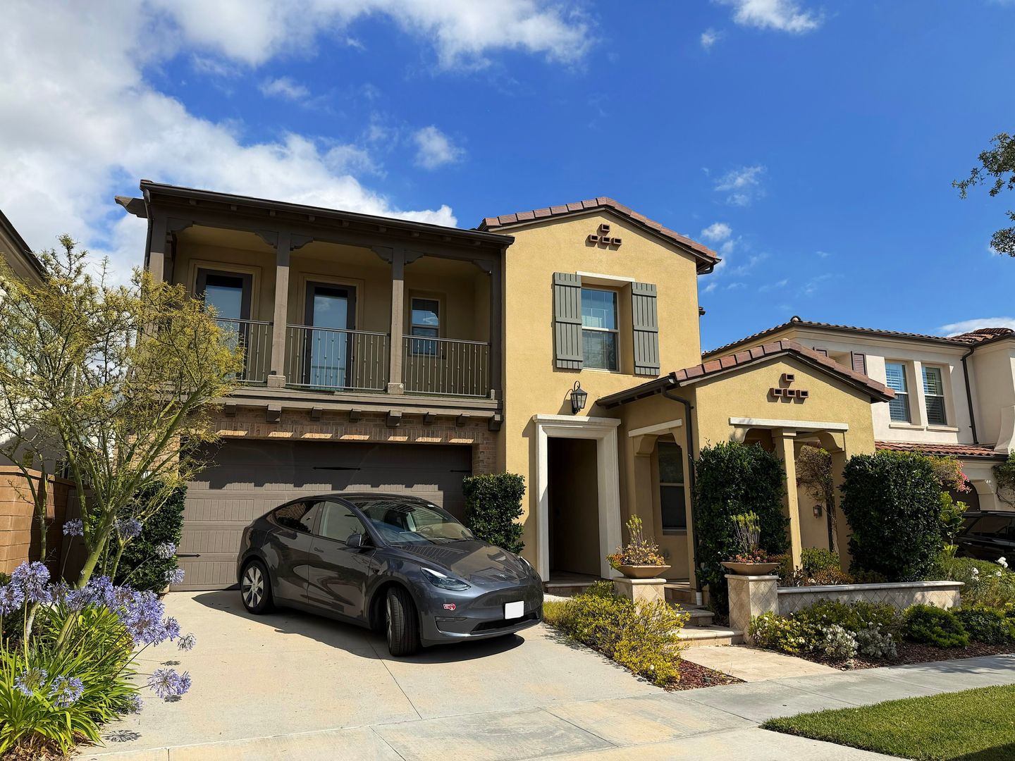 Irvine House: 110 Briar Rose