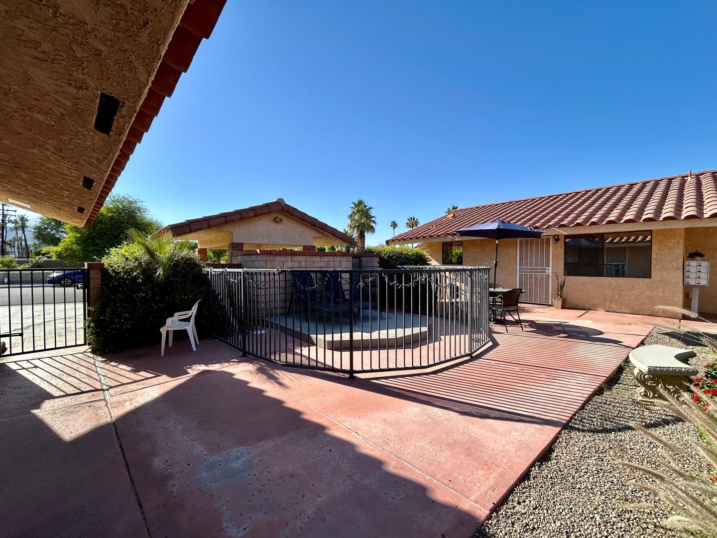 Palm Desert Apartment: 44620 San Rafael Avenue - Unit 01