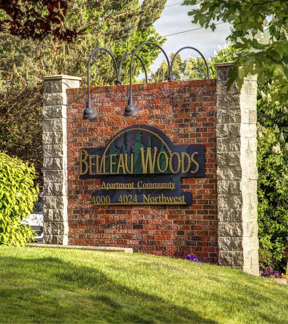 Bellingham Apartment: 4018 Northwest Avenue