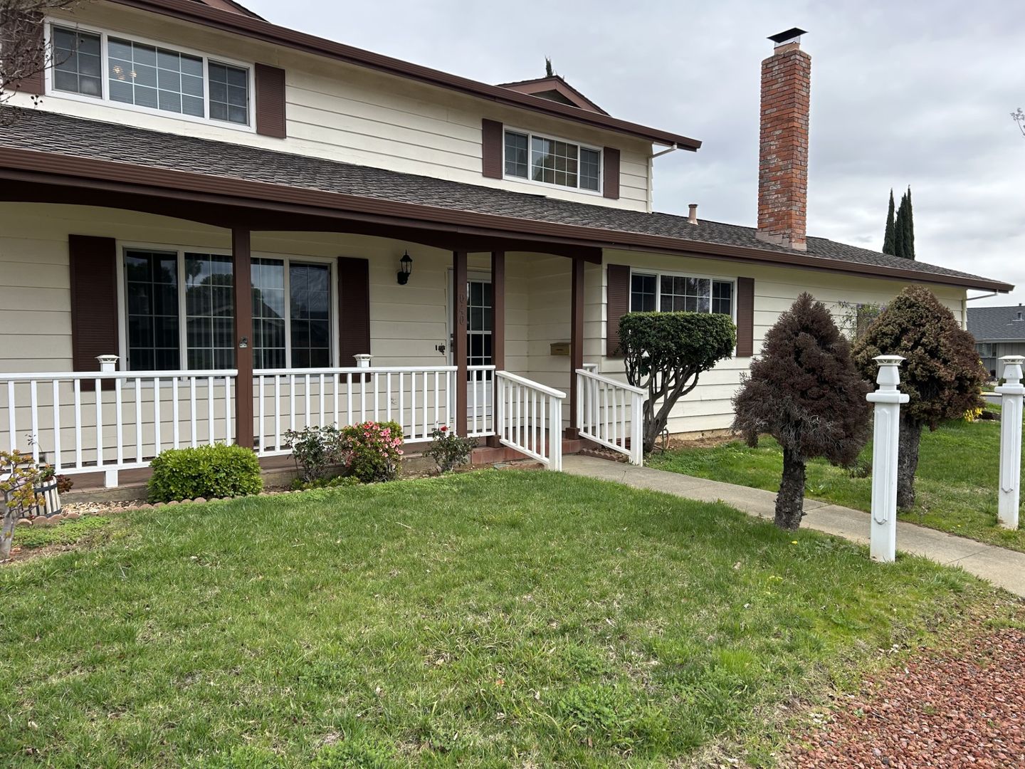 Fairfield House: 2040 Barbour Drive