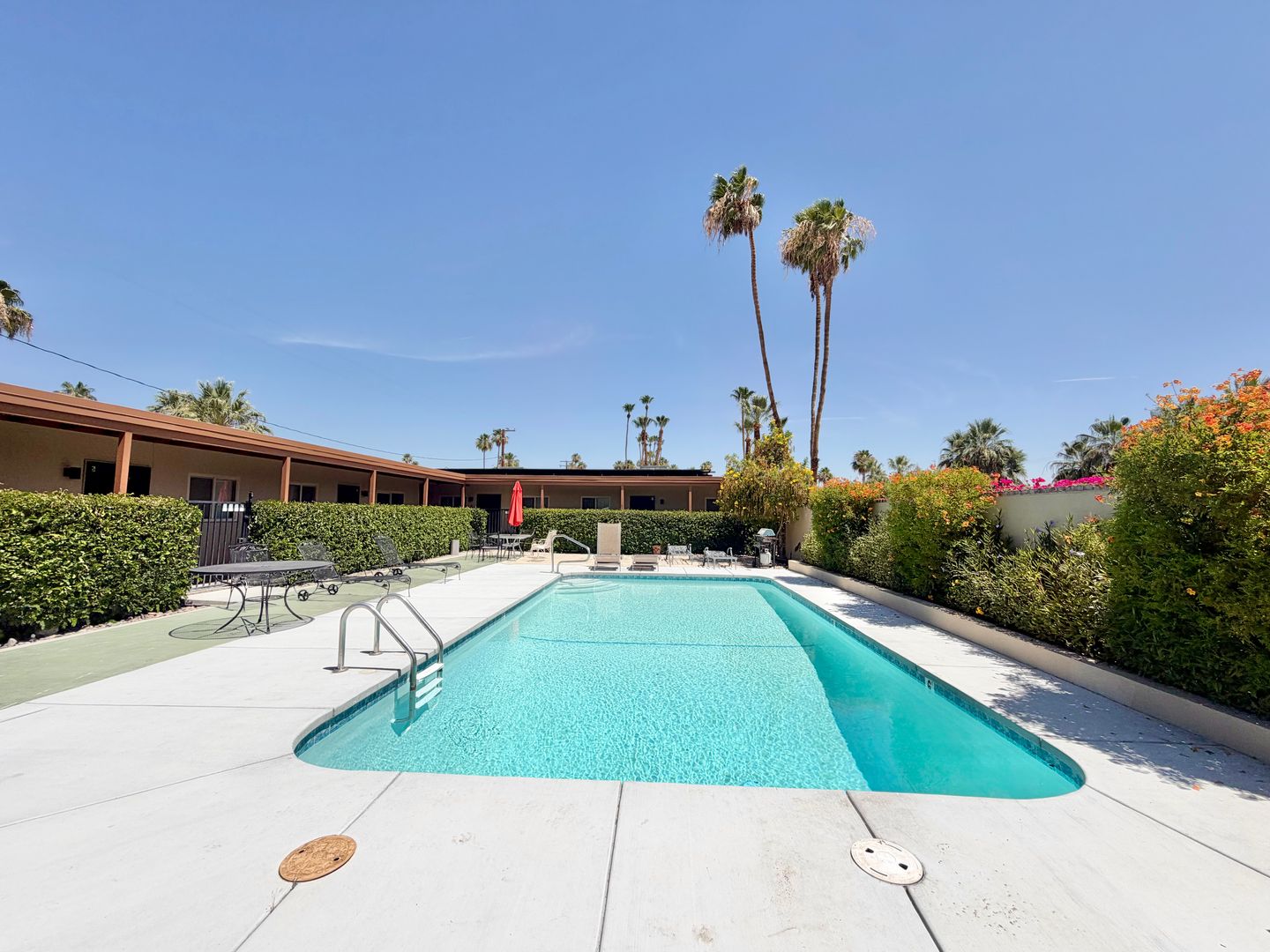 Palm Springs Apartment: 579 S Highland Drive - 10