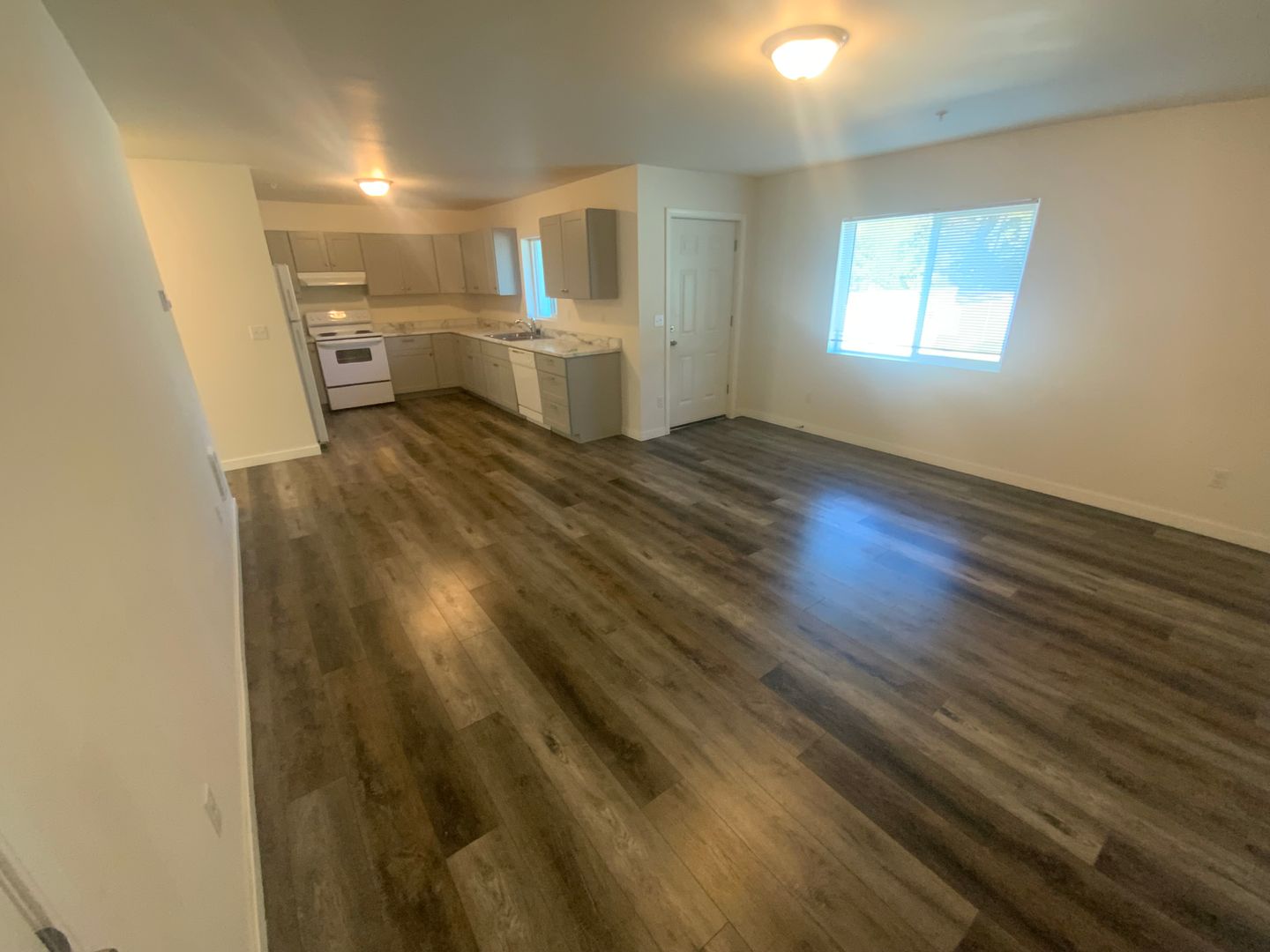 Lakewood Apartment: 14430 Union Ave SW