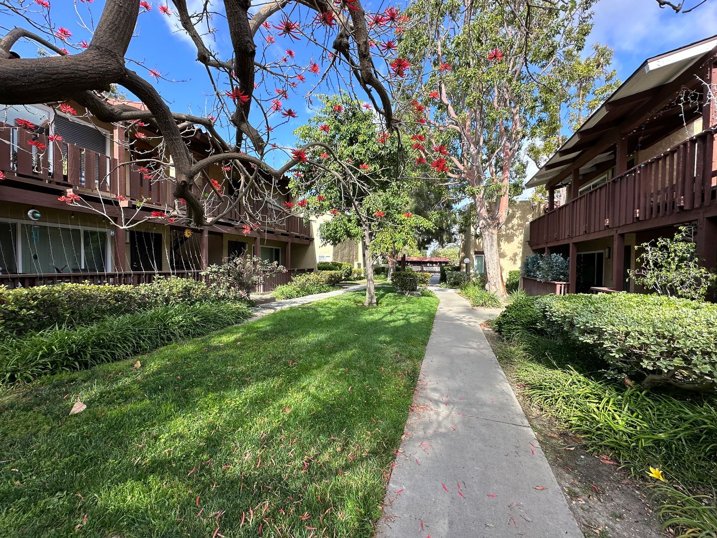 Santa Ana House: 1000 W MacArthur Blvd #130