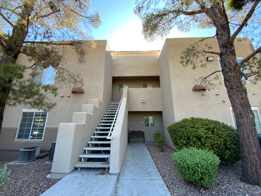 2 Bed, 2 Bath, Condo with Pools, Fitness Center & Balcony located in Las Vegas, Nevada. – photo 1