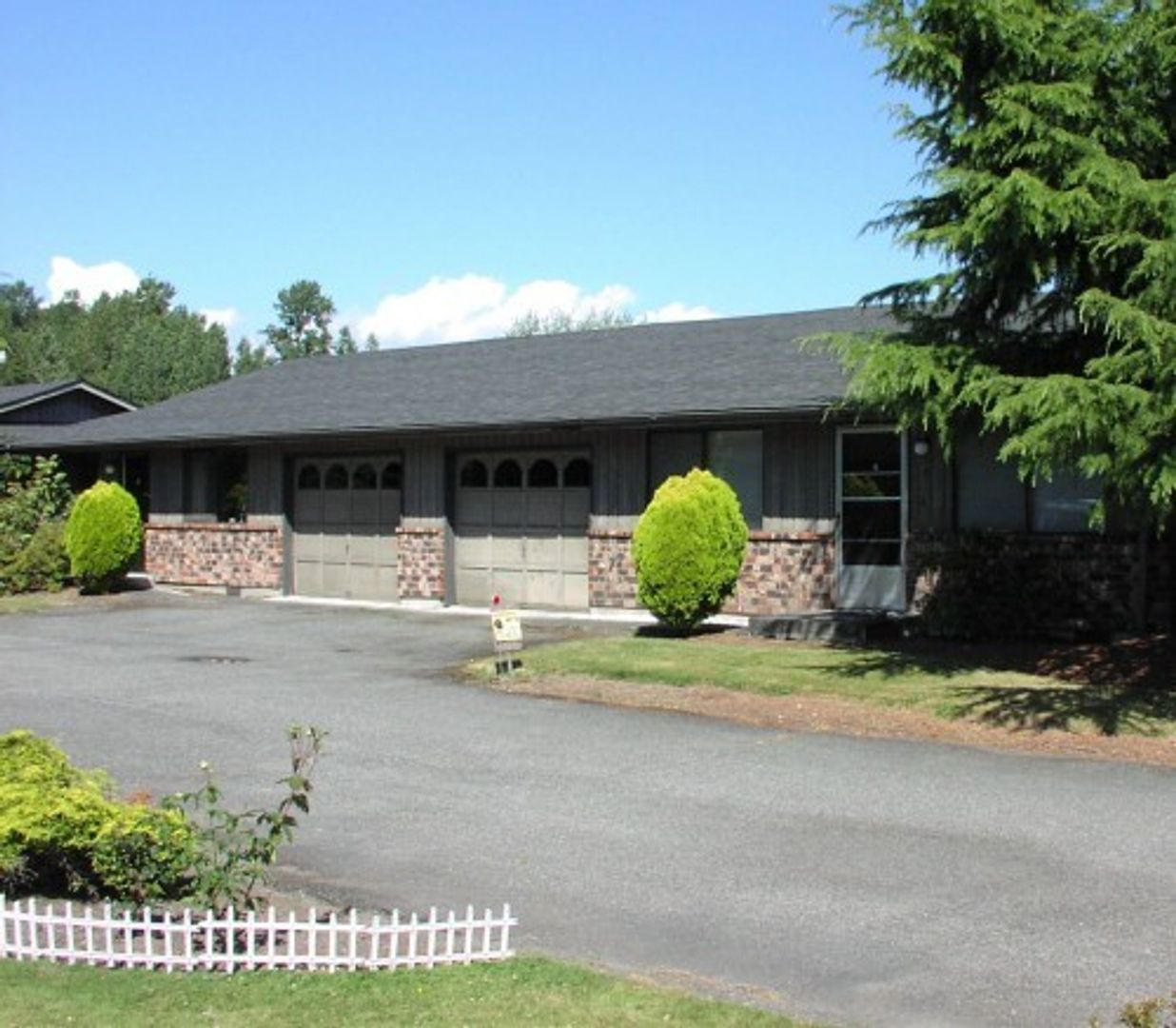 Blaine Apartment: 620 A St. # 1