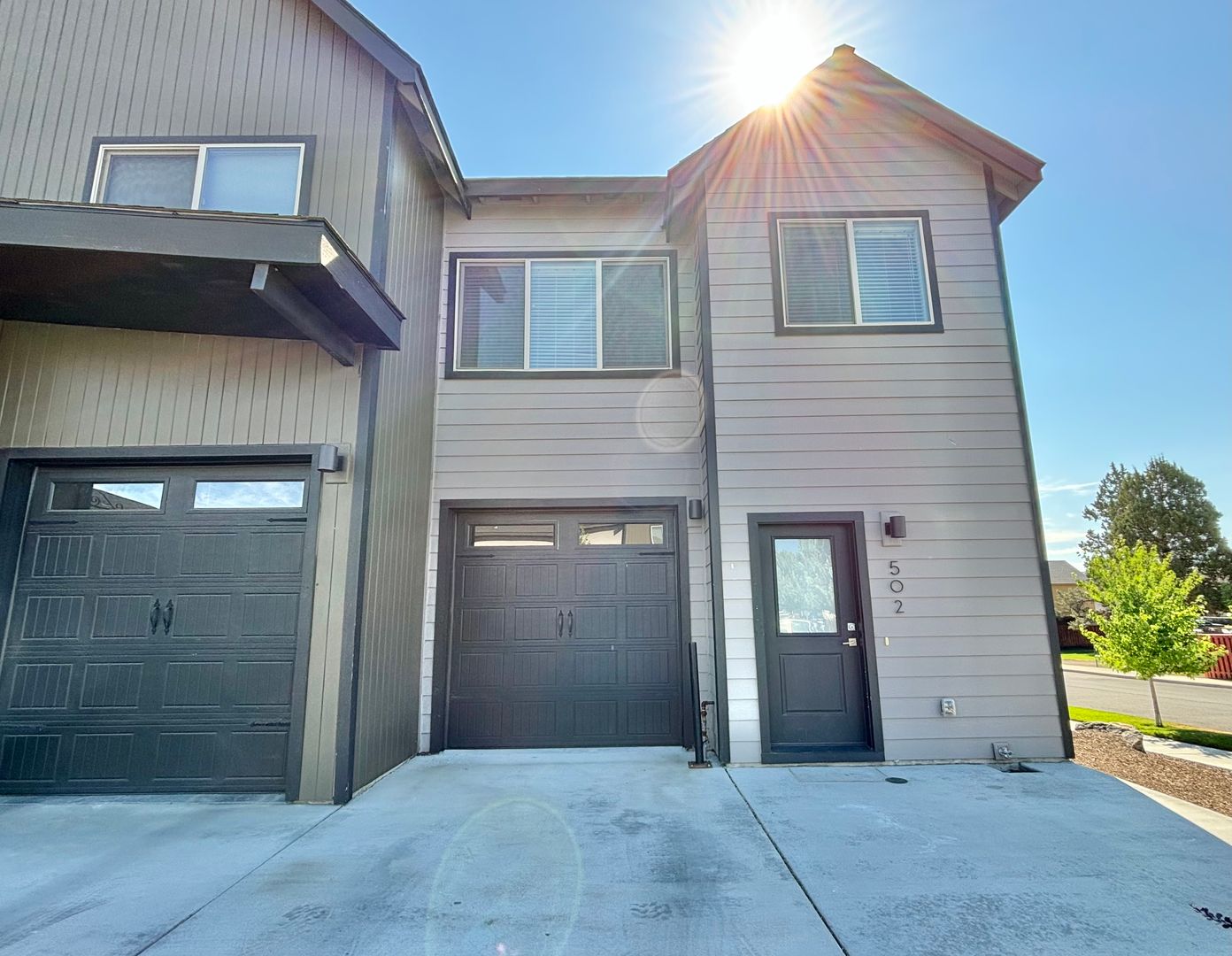 Redmond Townhome: 502 NW 28th Court