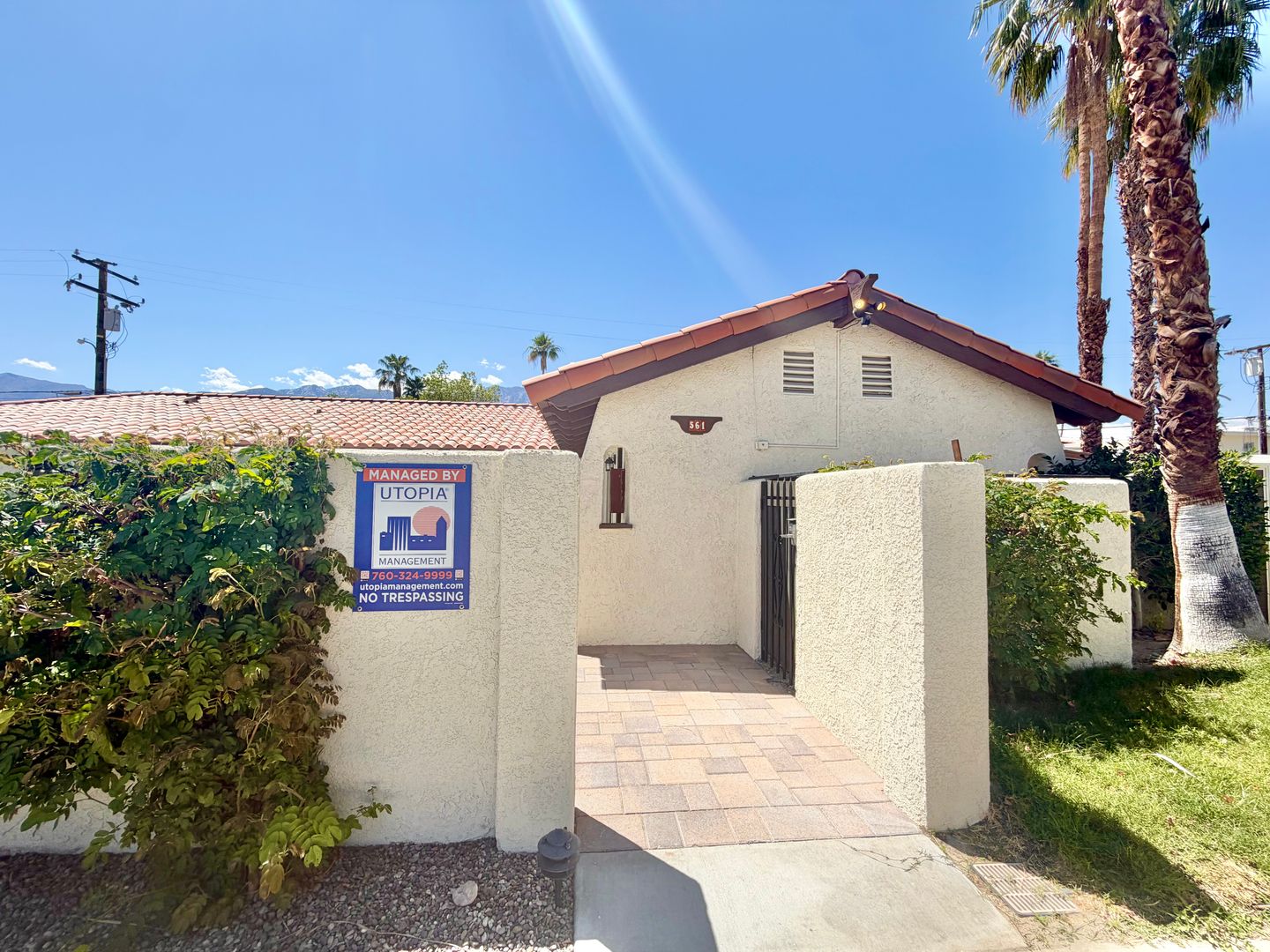 Palm Springs Apartment: 561 Desert View Drive - Unit 03