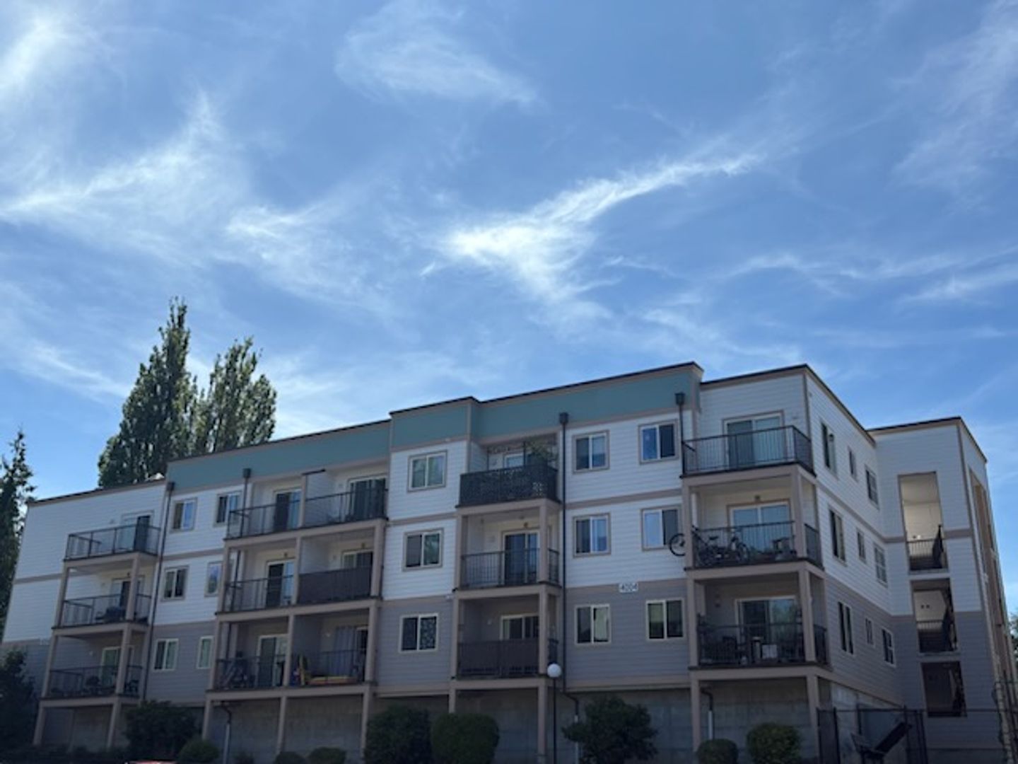 Bellingham Apartment: 4018 Northwest Avenue