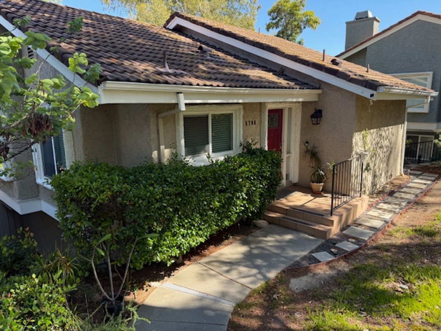 Oak Park House: 5708 Camelia Ln