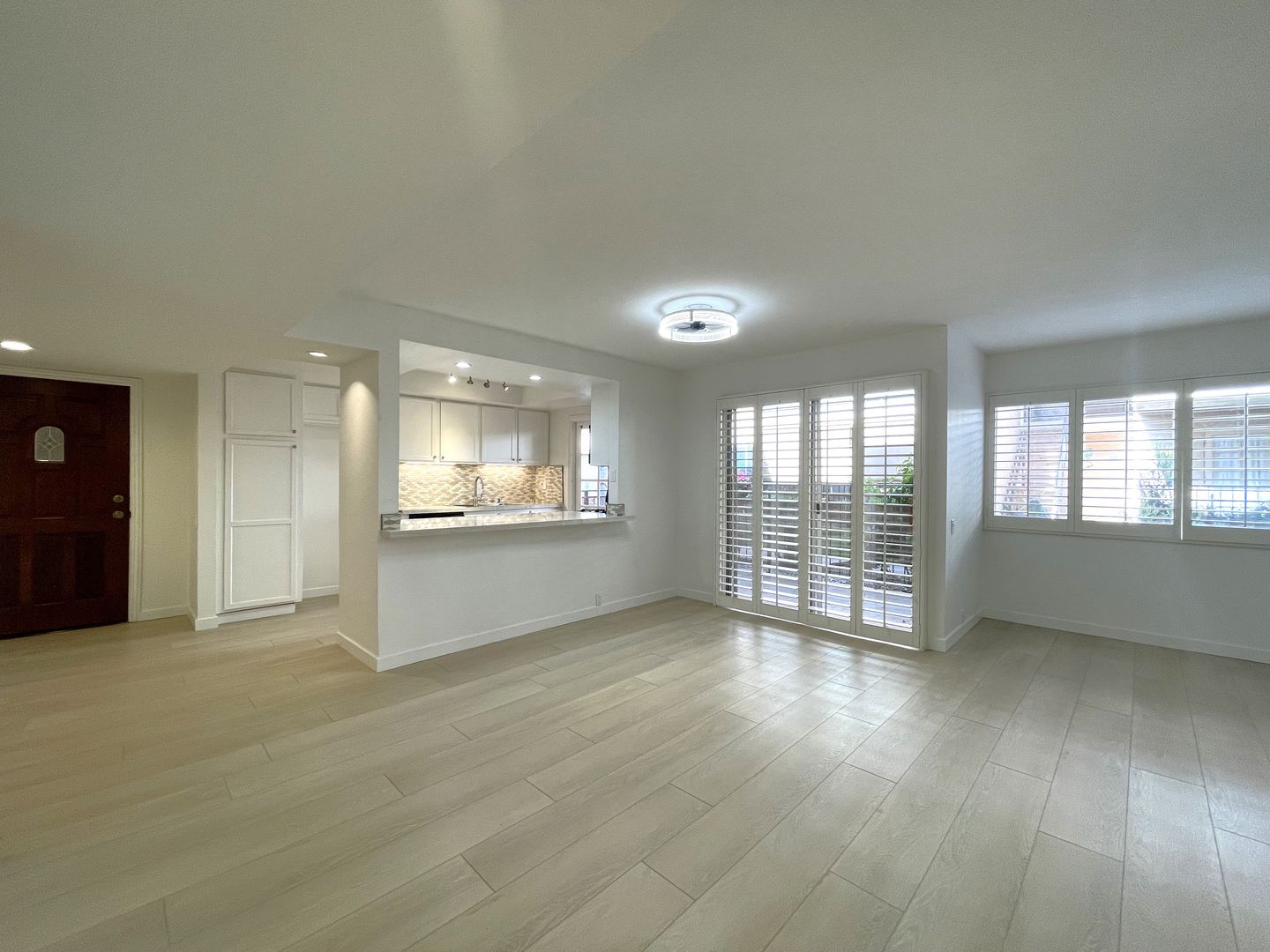 Palm Springs House: 400 N Sunrise