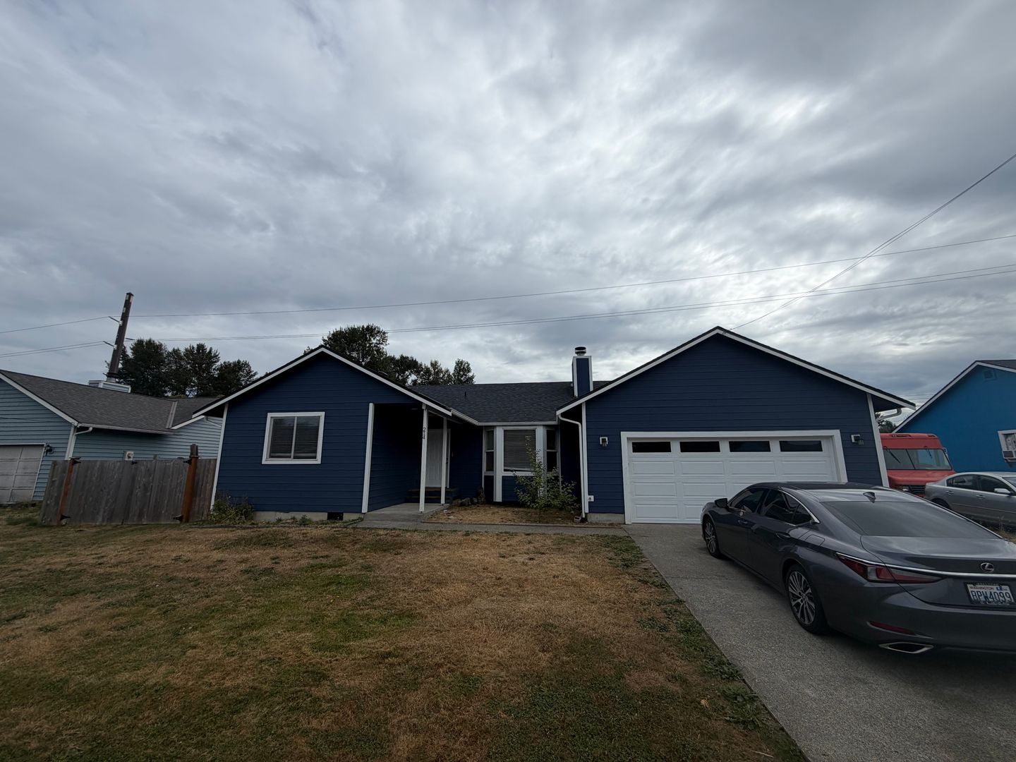 Algona House: 214 Washington Blvd
