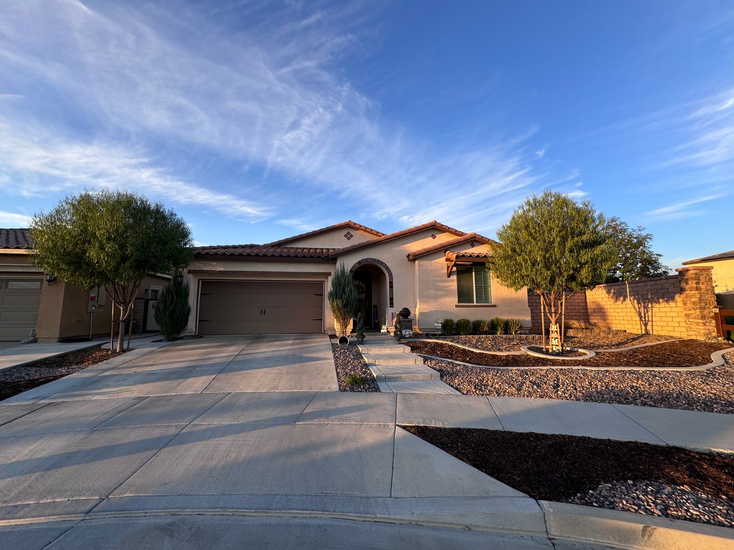 Menifee House: 24504 Sabaton Cir