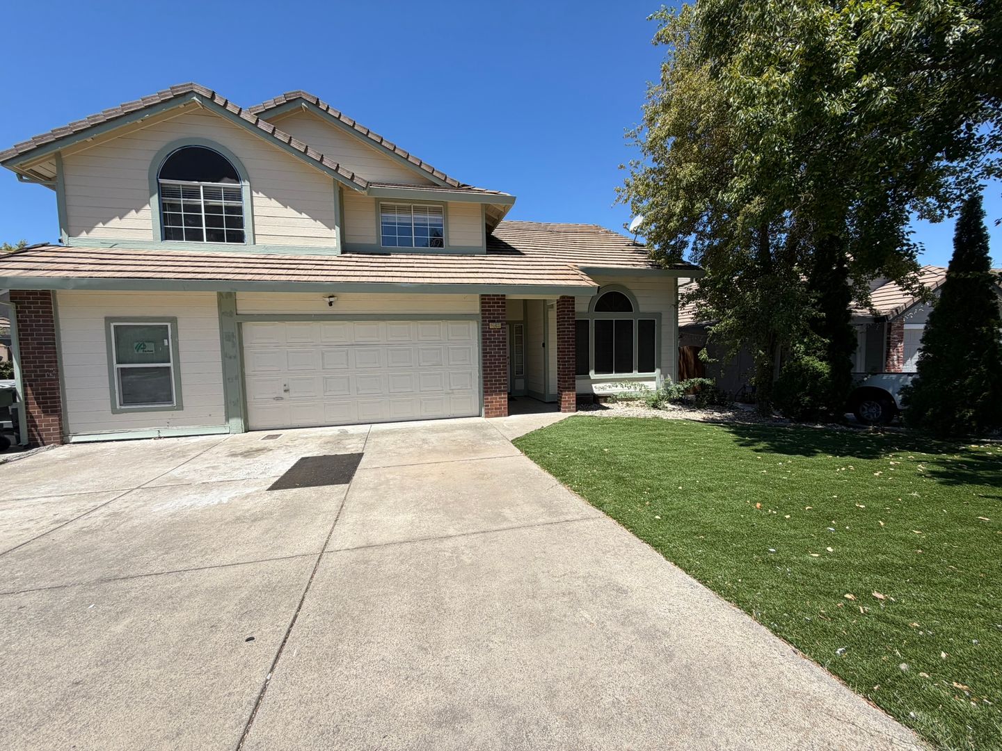 Rocklin House: 6408 Emerald Dr.