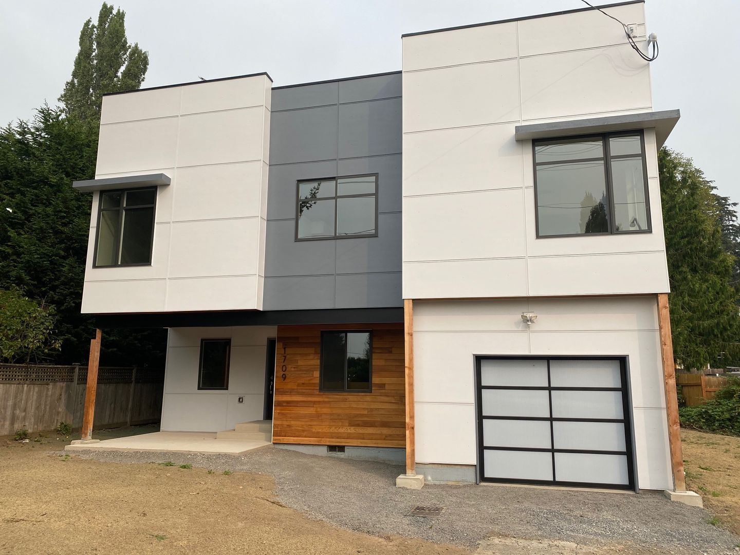 Bellingham House: 1709 30th Street