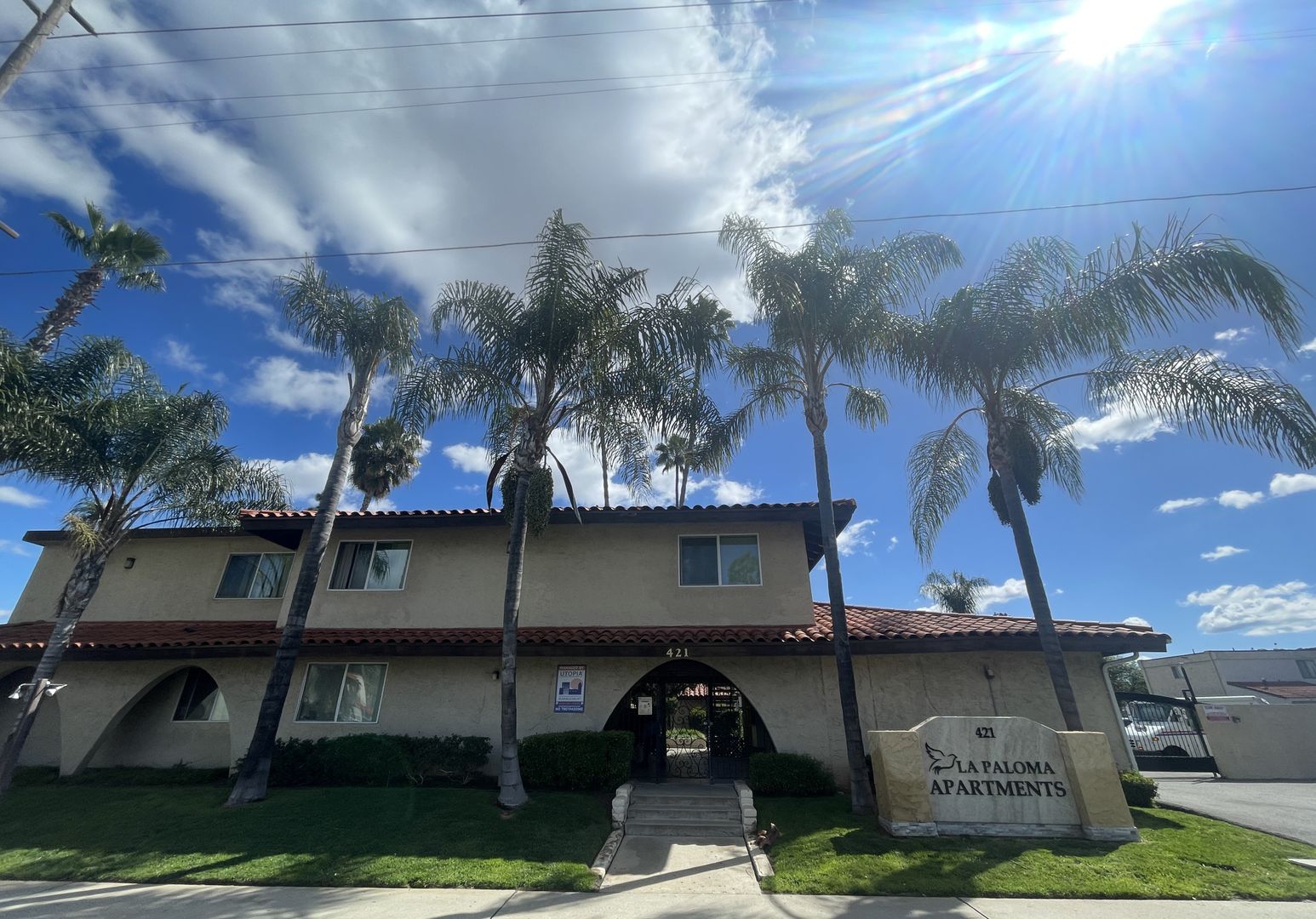 El Cajon Apartment: 421 South Mollison Avenue