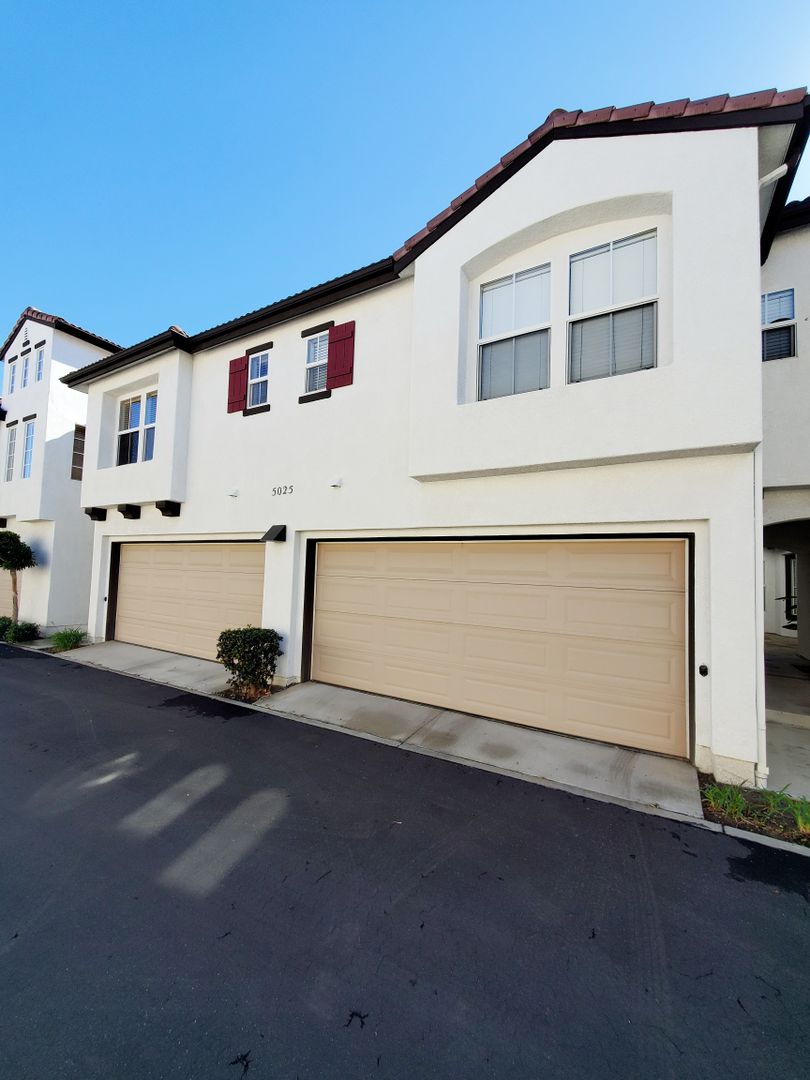 Oceanside House: 5025 Gavilan Way #48