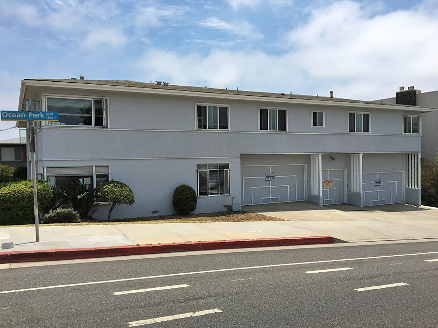 Santa Monica Apartment: 1224 Ocean Park Blvd
