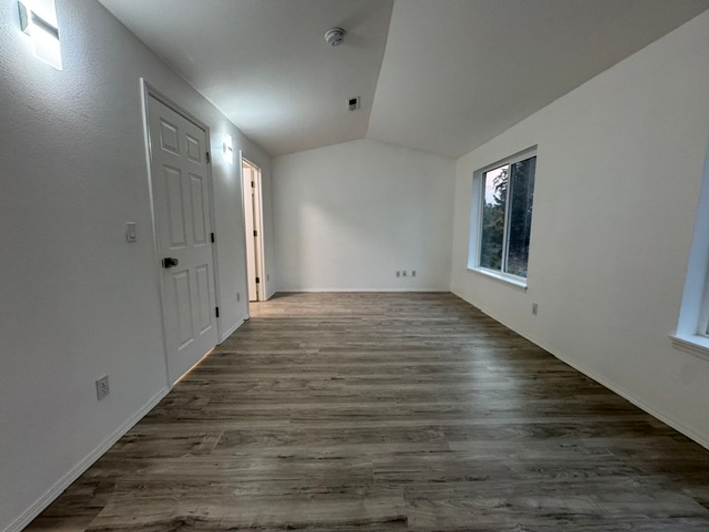 Beaverton House: 15965 SW Roth Dr.