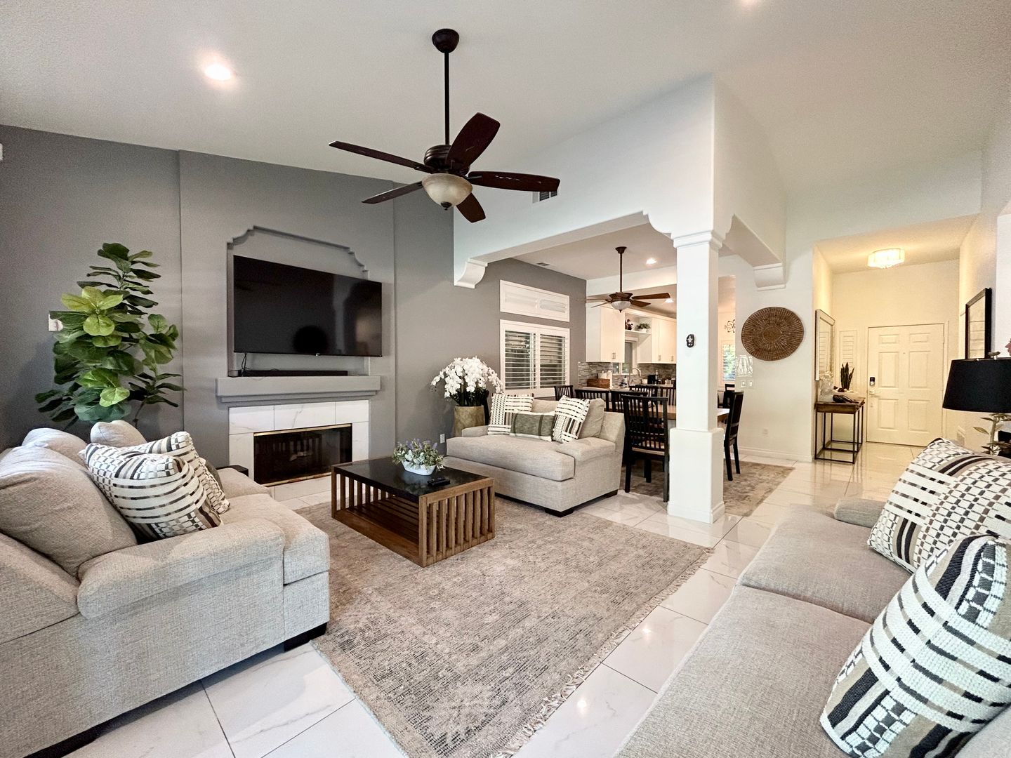 Indio House: 81168 Palm Meadows Dr.