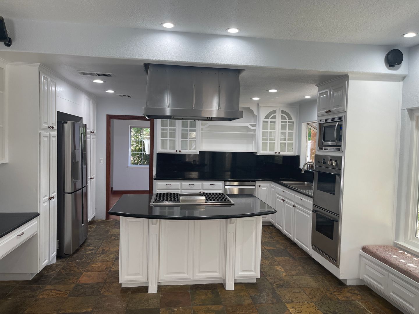 Calabasas House: 3959 Poppyseed Place