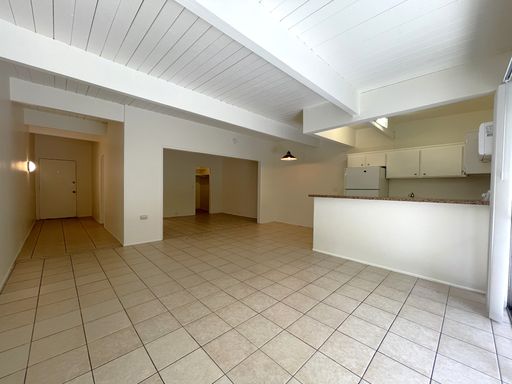 AVAILABLE NOW!! Studio 1 Bathroom Palm Springs Apartment with Enclosed Patio – photo 1