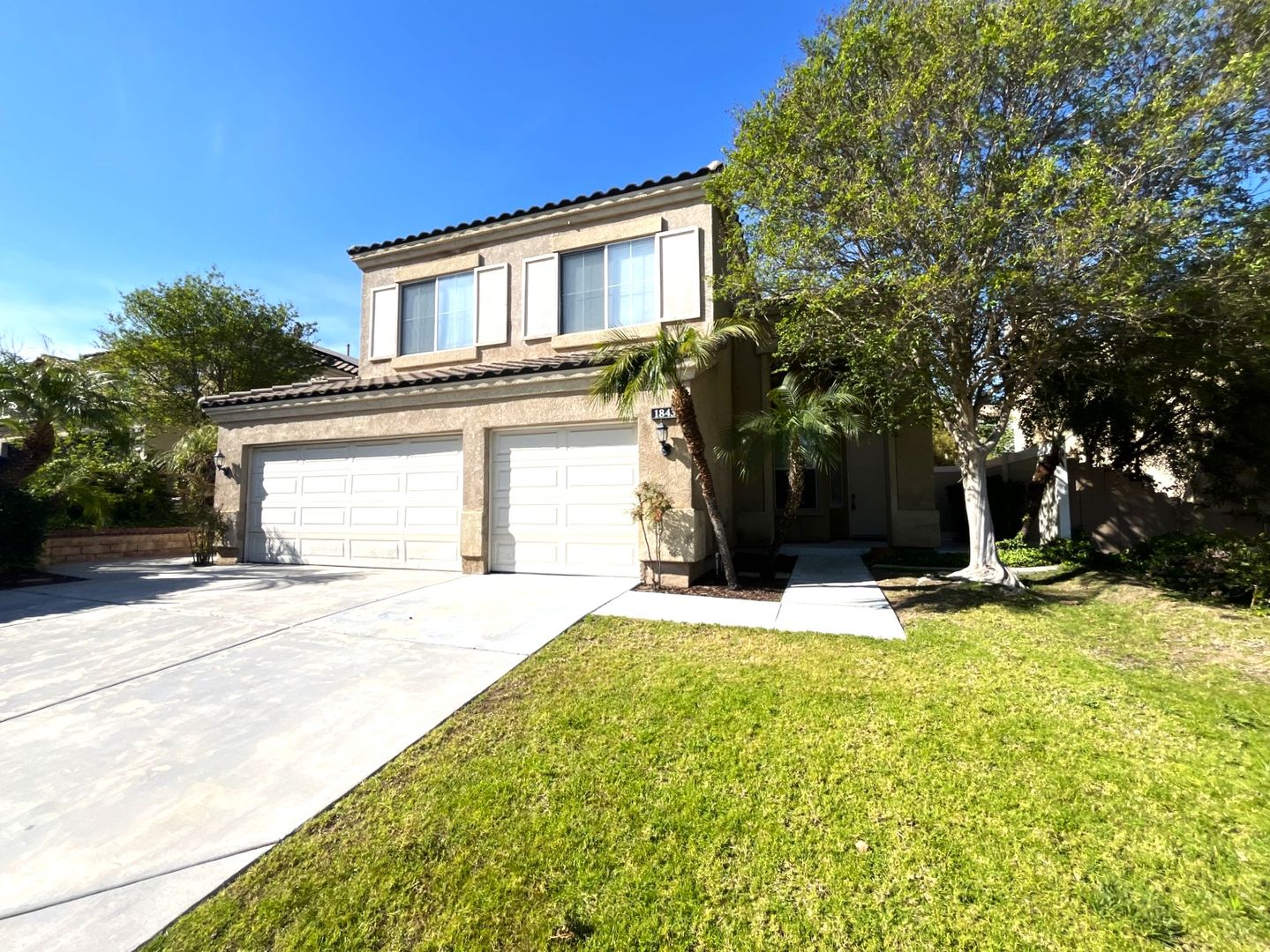 Corona House: 1843 Madera Cir