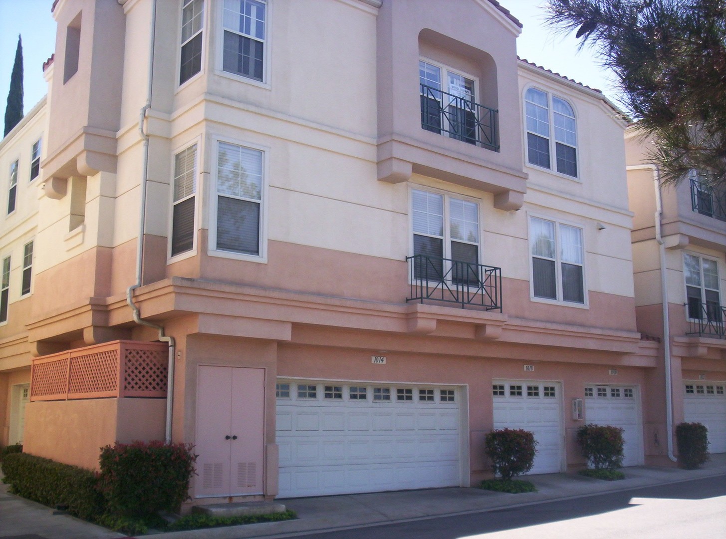 Anaheim Hills House: 1014 S. Rossano Way