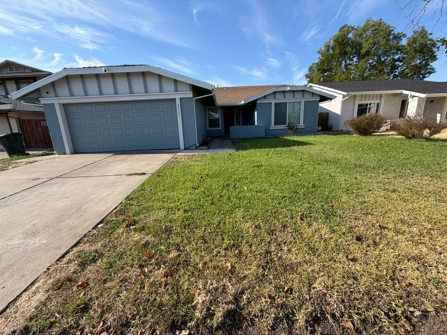 Sacramento House: 8267 Moorhaven Way