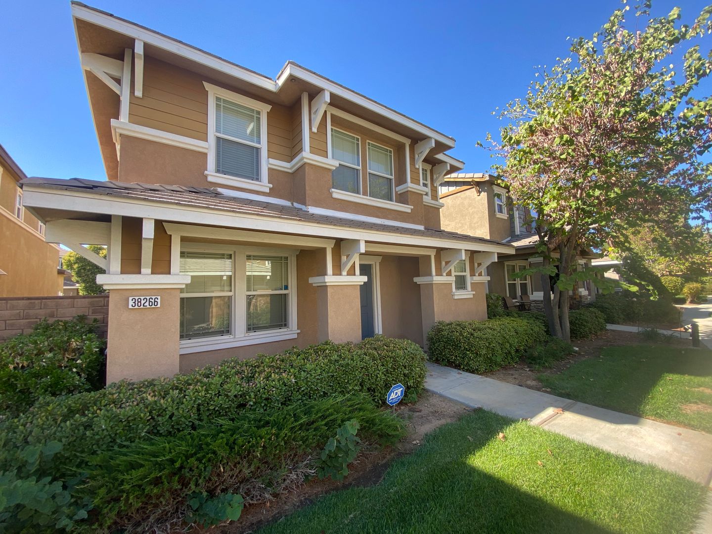 Palmdale House: 38266 Mendocino Way