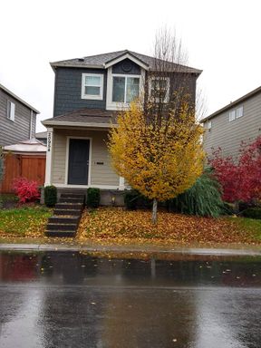 Charming 3-Bedroom Beaverton Home with Attached Garage! – photo 1