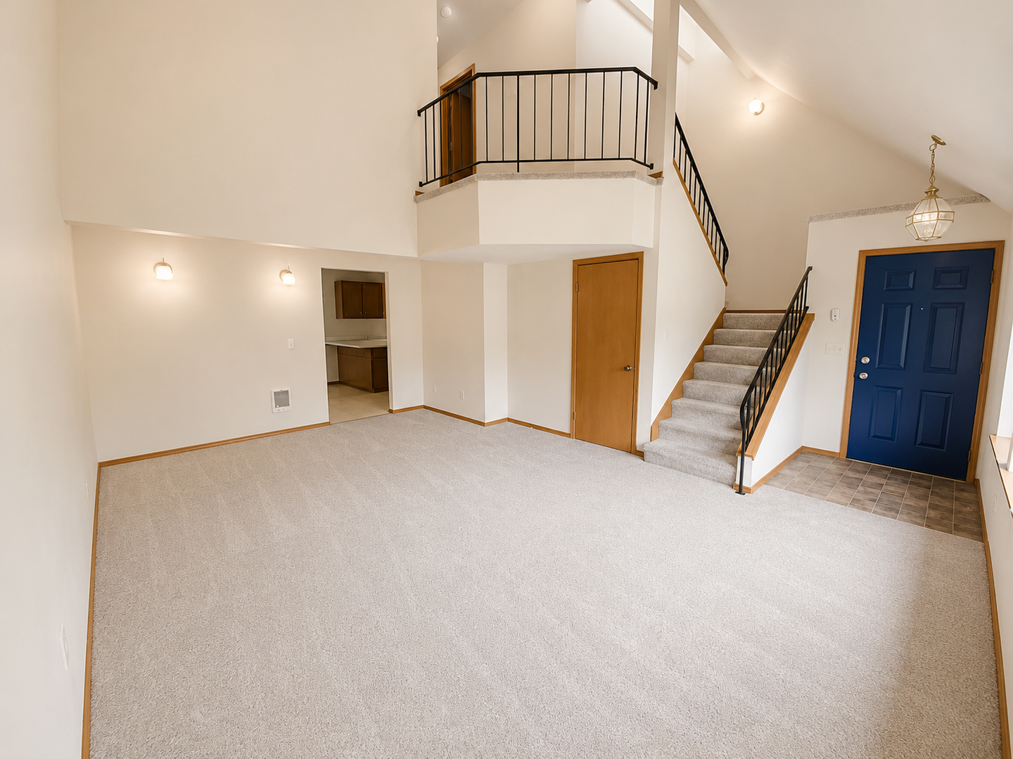 Tacoma Apartment: 1822 74th St Ct E