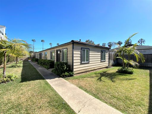 Beautifully end unit just minutes from the beach! – photo 1