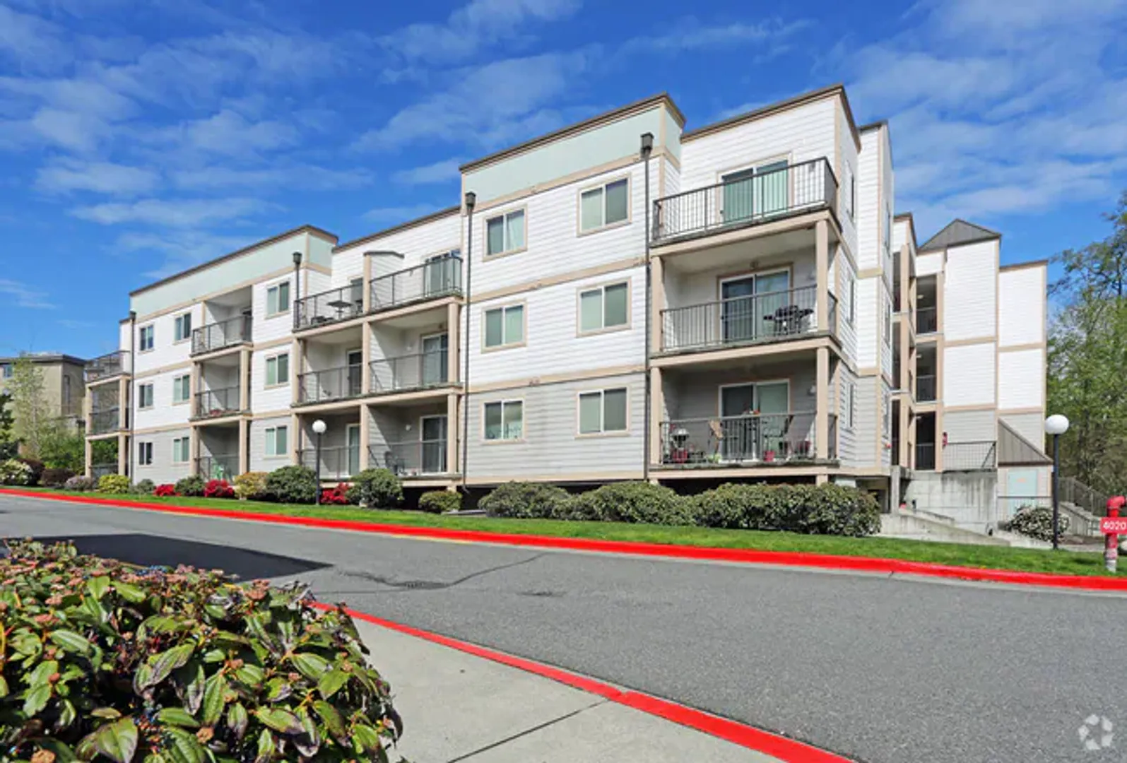 Bellingham Apartment: 4018 Northwest Avenue