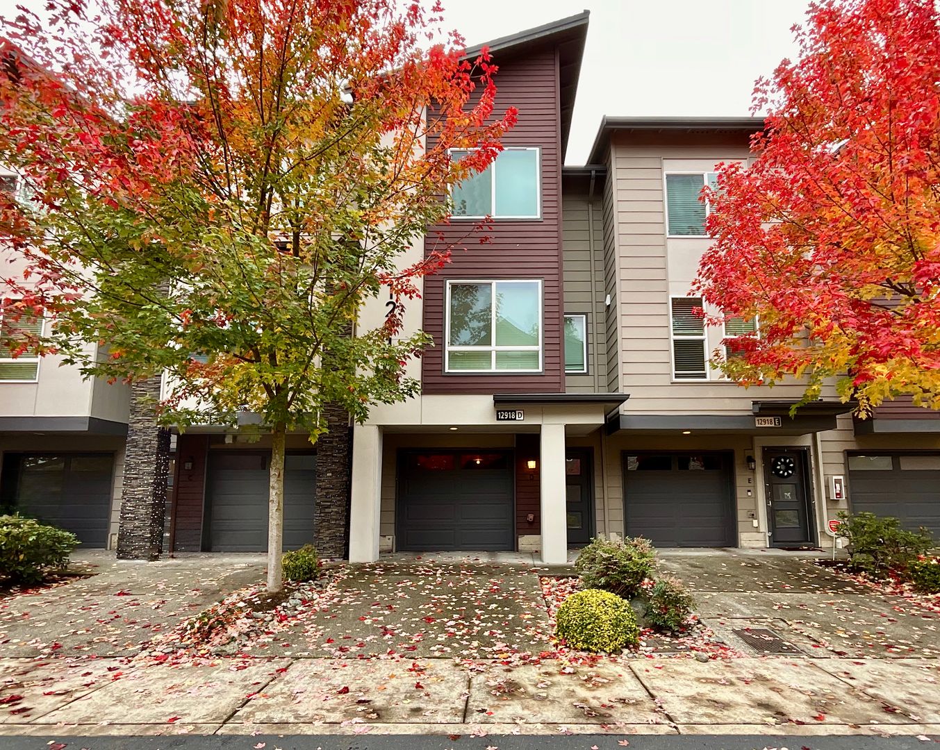 Everett House: 12918 20th Drive W, Unit D