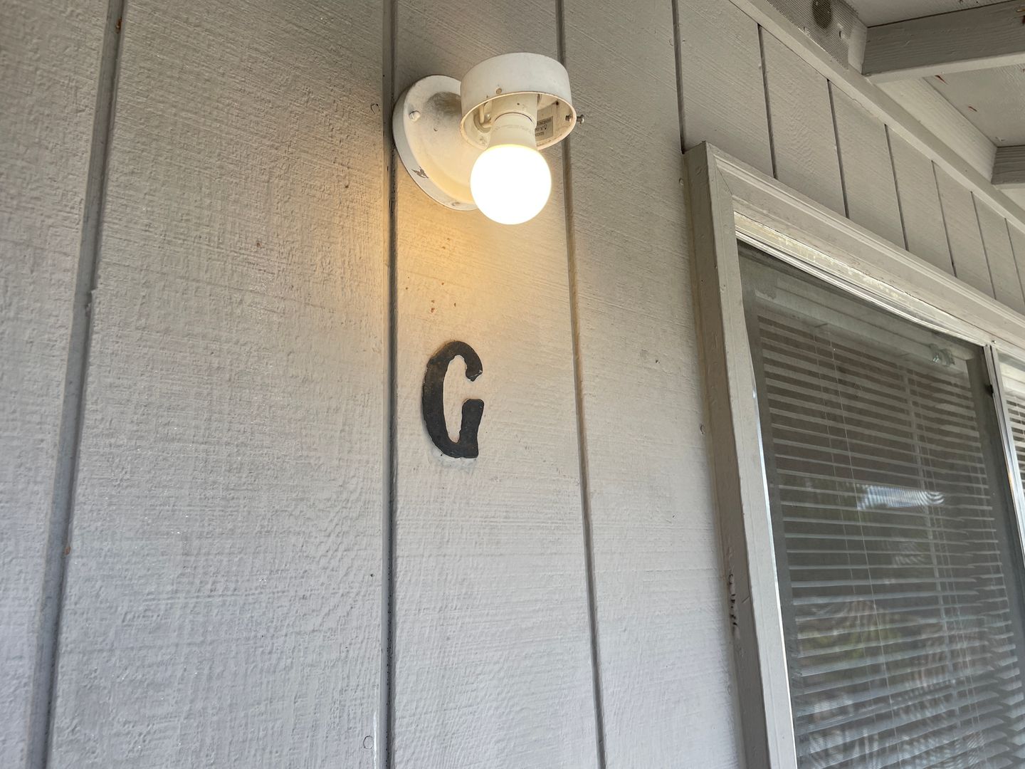 Sparks Apartment: 2560 E Street - G