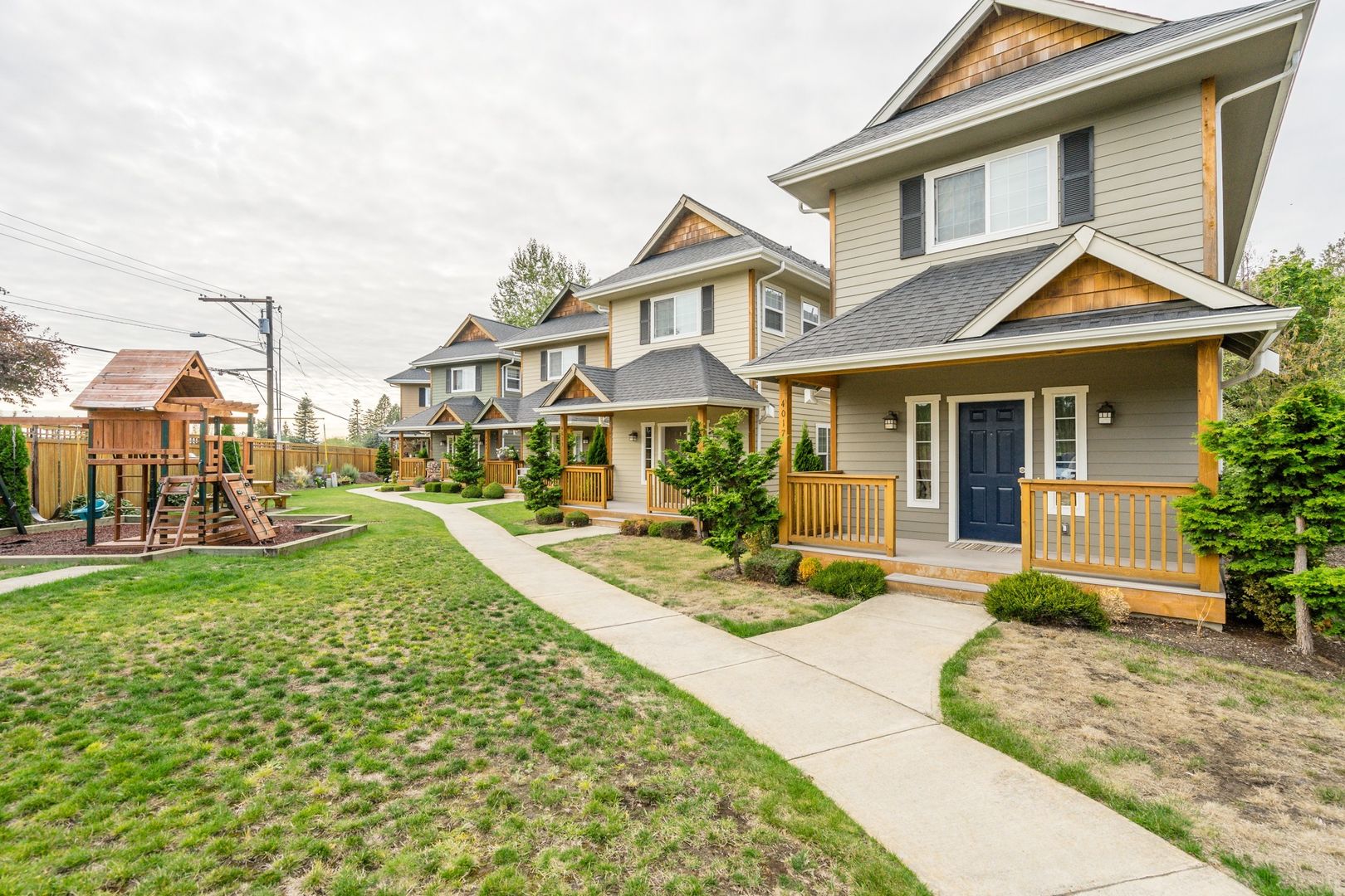 Bellingham Apartment: 4001-4057 Belltown Court