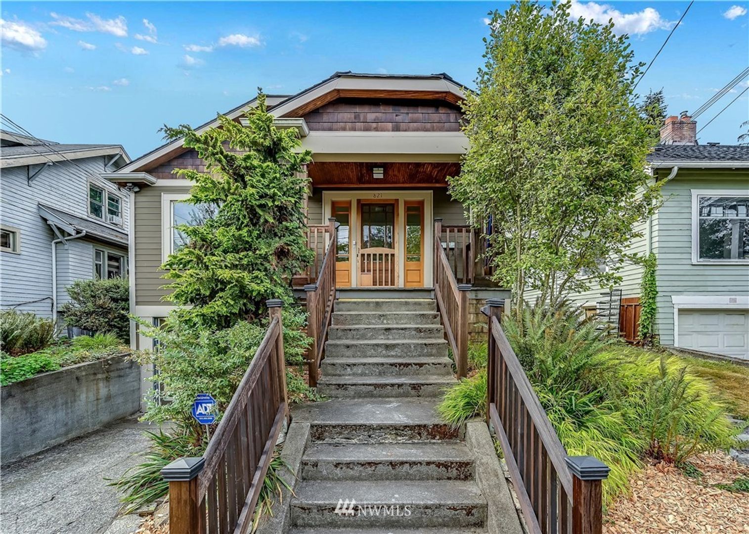 Seattle House: 821 NE 60th Street
