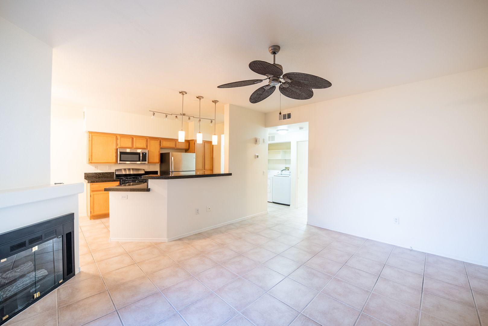 Las Vegas Condo: 1050 E Cactus Ave #1082
