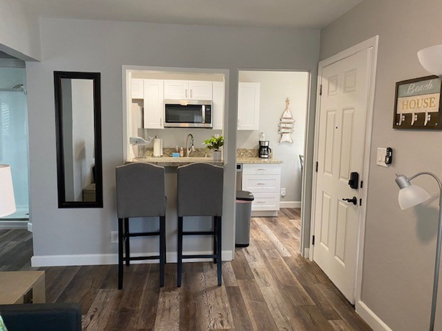 San Diego Apartment: 3759 Strand Way